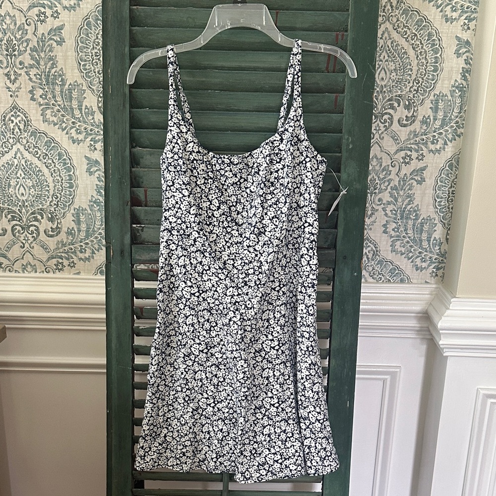 Old Navy Black and White Floral Mini Dress